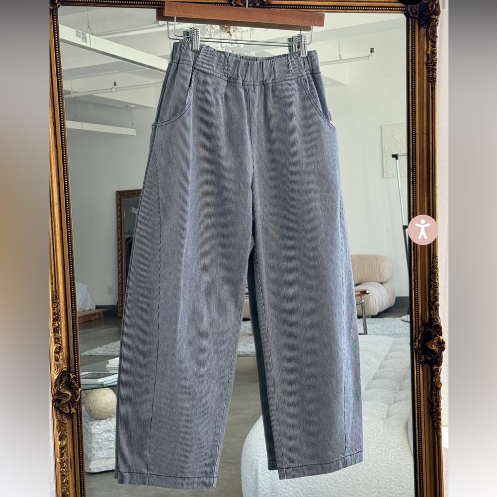 Le Bon Shoppe Arc Pants Large
.
